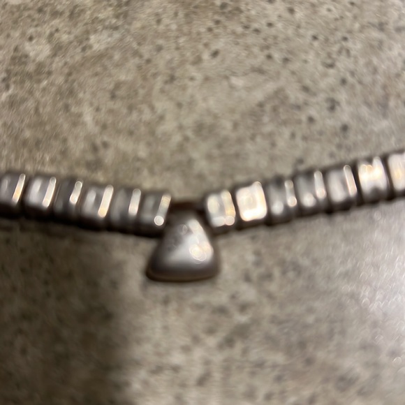 Uno de 50 bracelet. Leather clasp. Stone color looks blue. - Picture 6 of 6